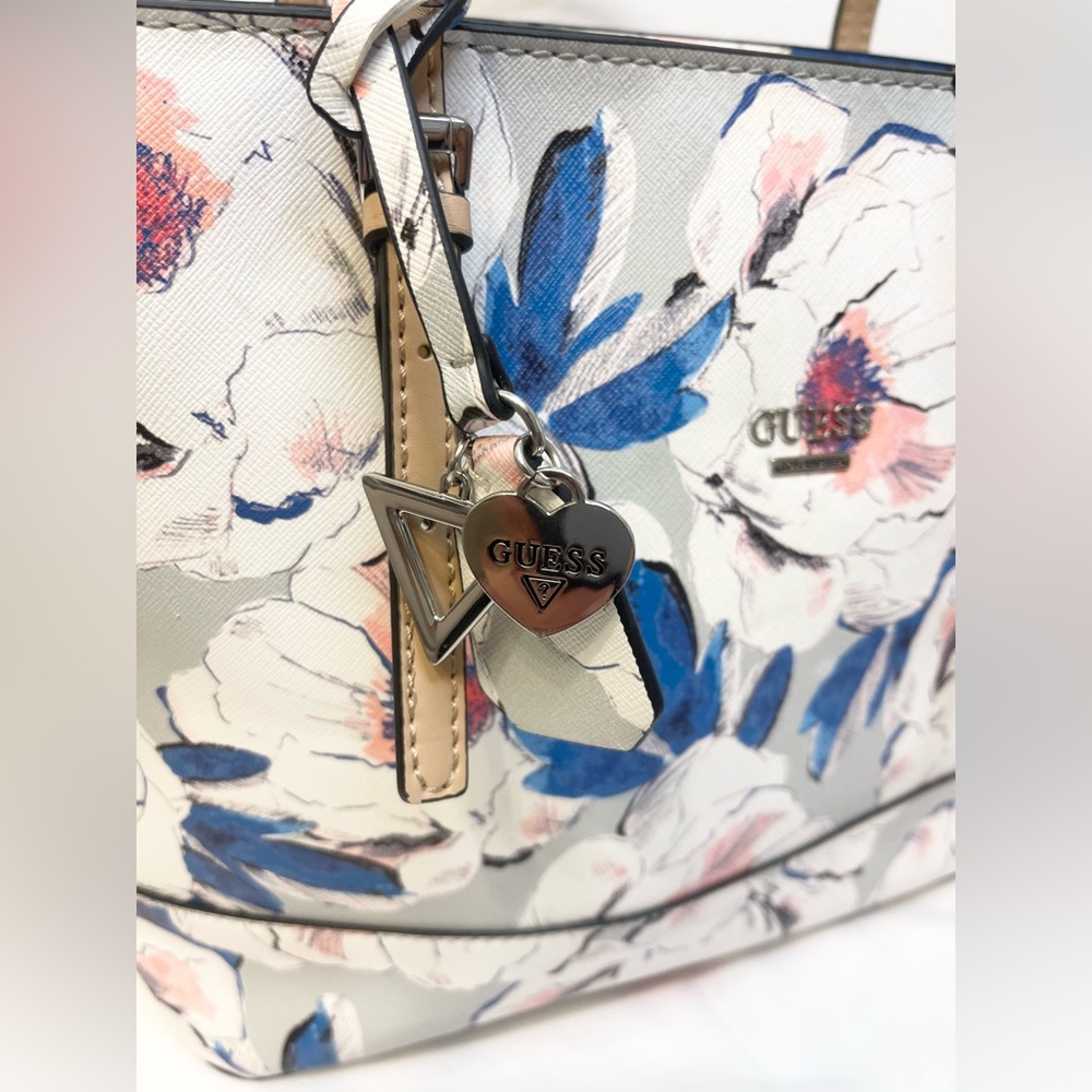 GUESS NWOT Watercolor Style Floral Tote Bag in White, Blue & Pink w/Tan Handles - Picture 11 of 11